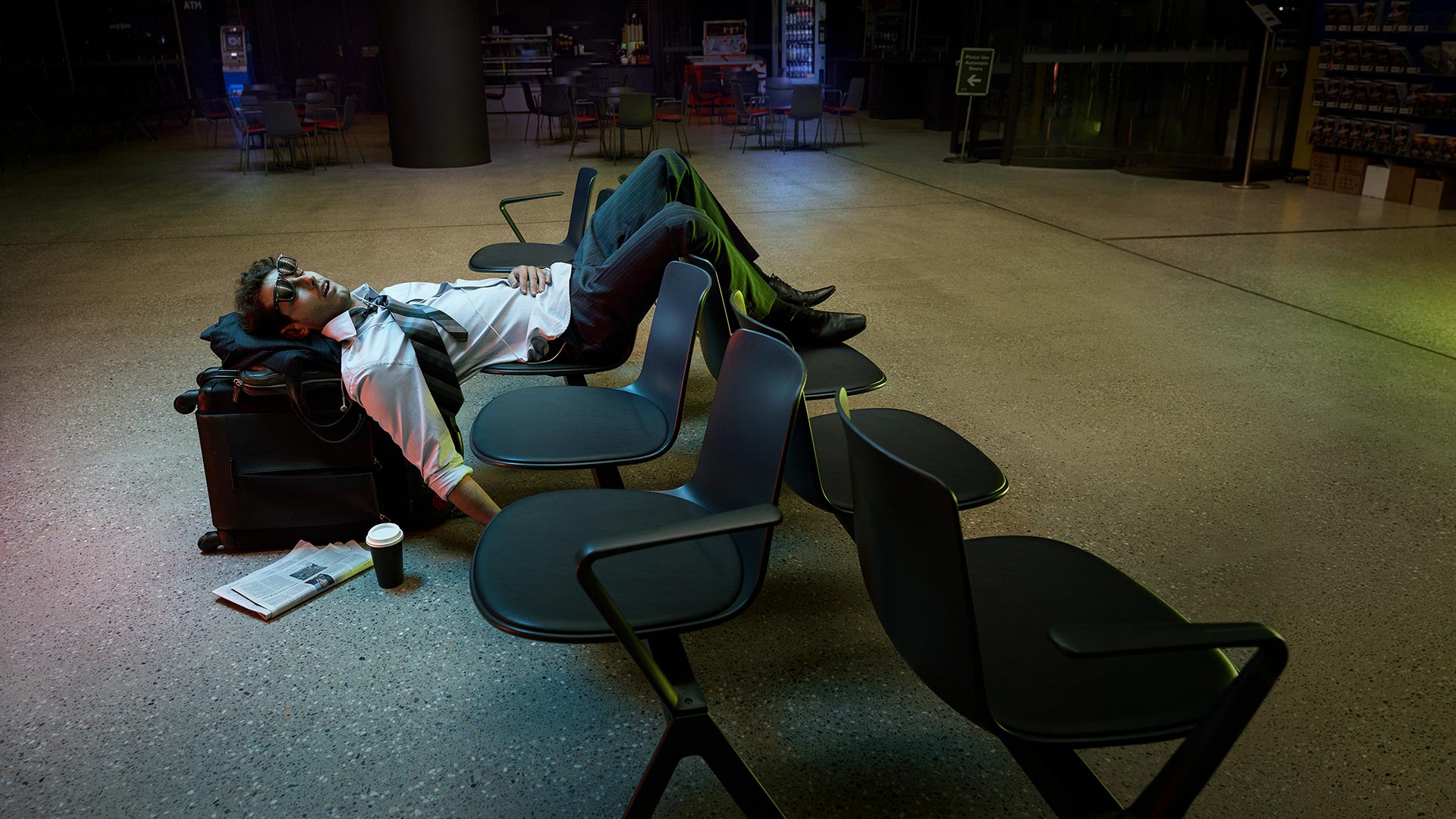 Hotel-Q-Benchseat_1920x1080