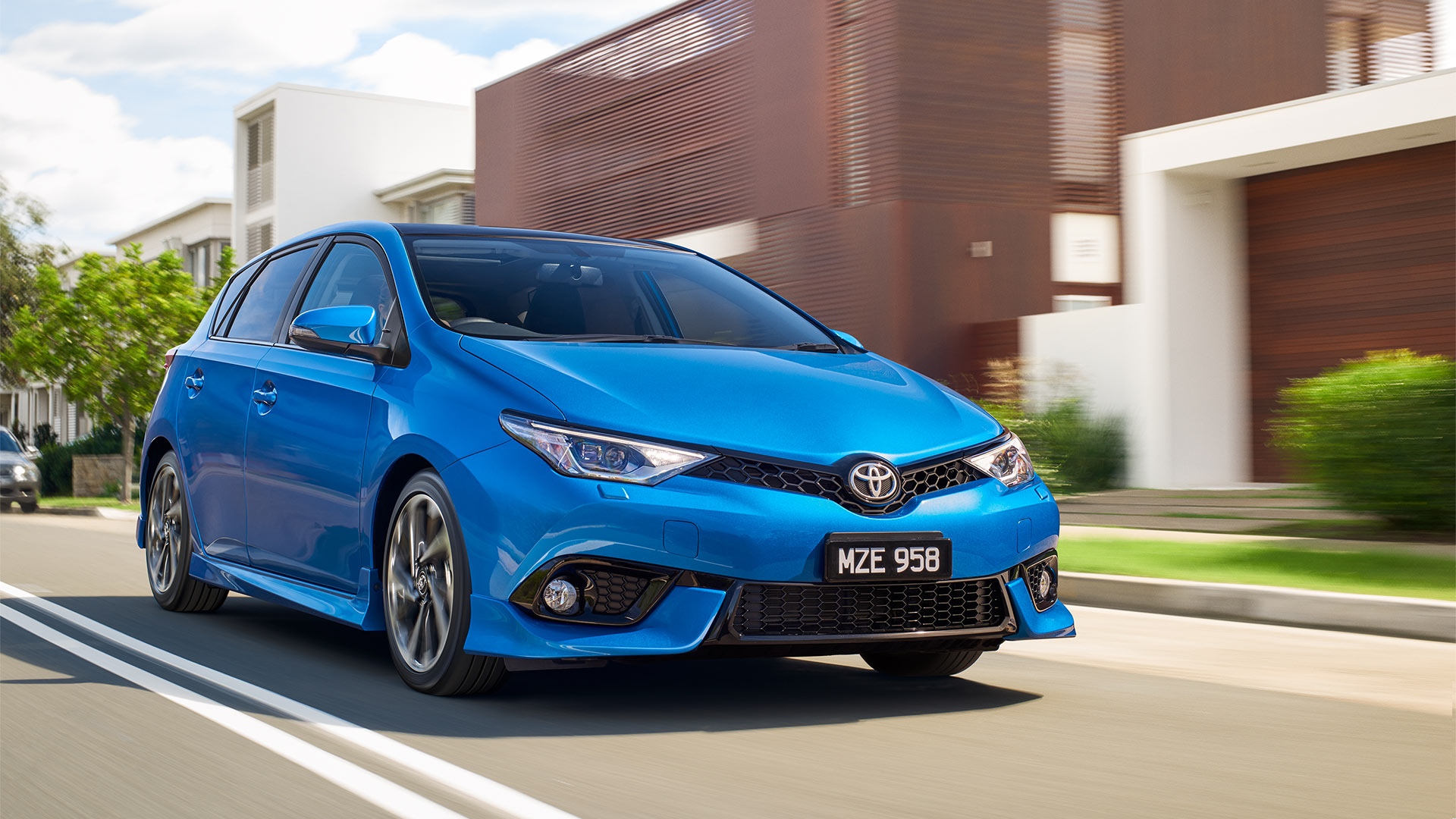 Corolla-Shot-1_1920x1080